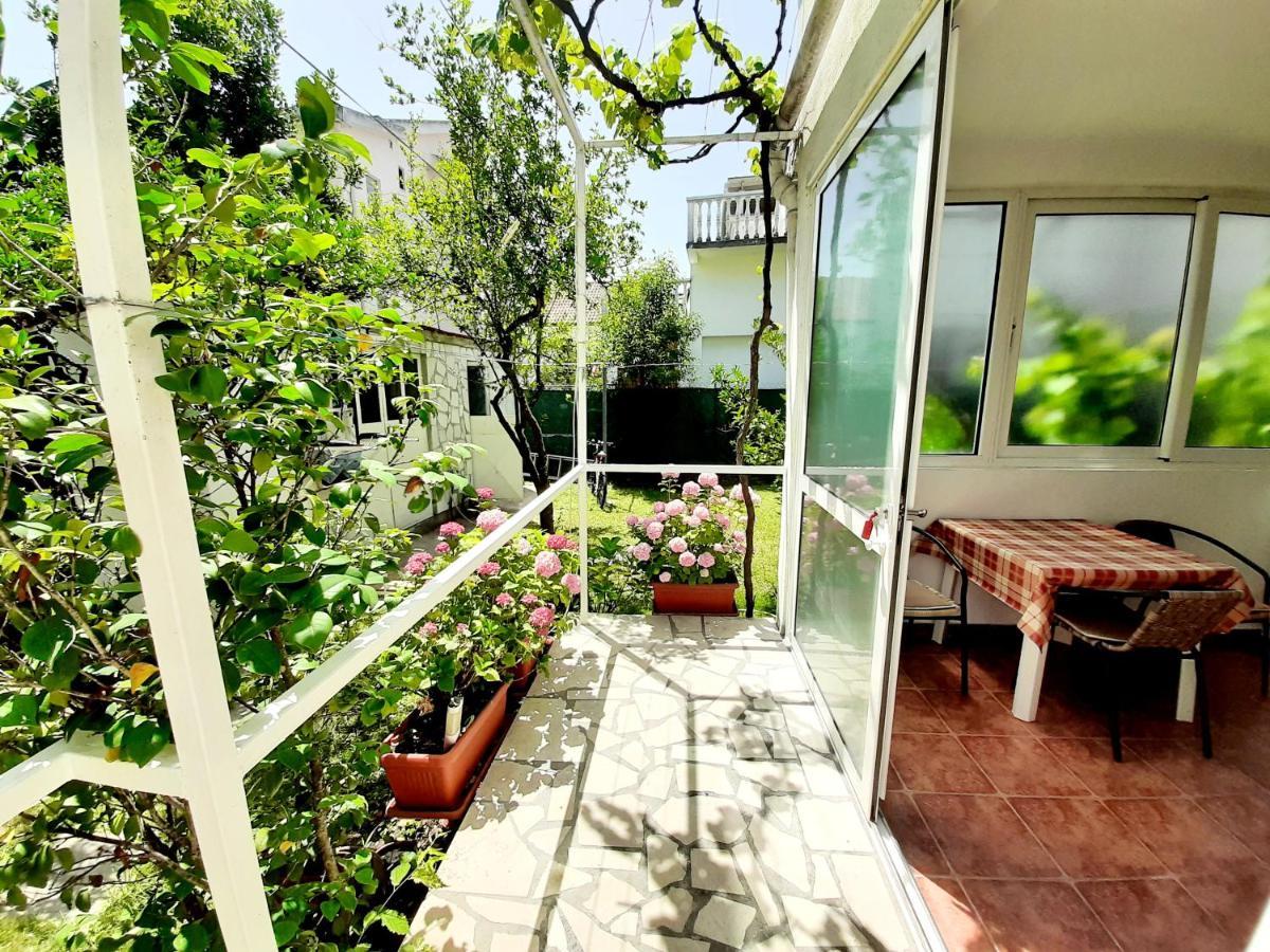 Apartmani Hortenzija Будва Экстерьер фото